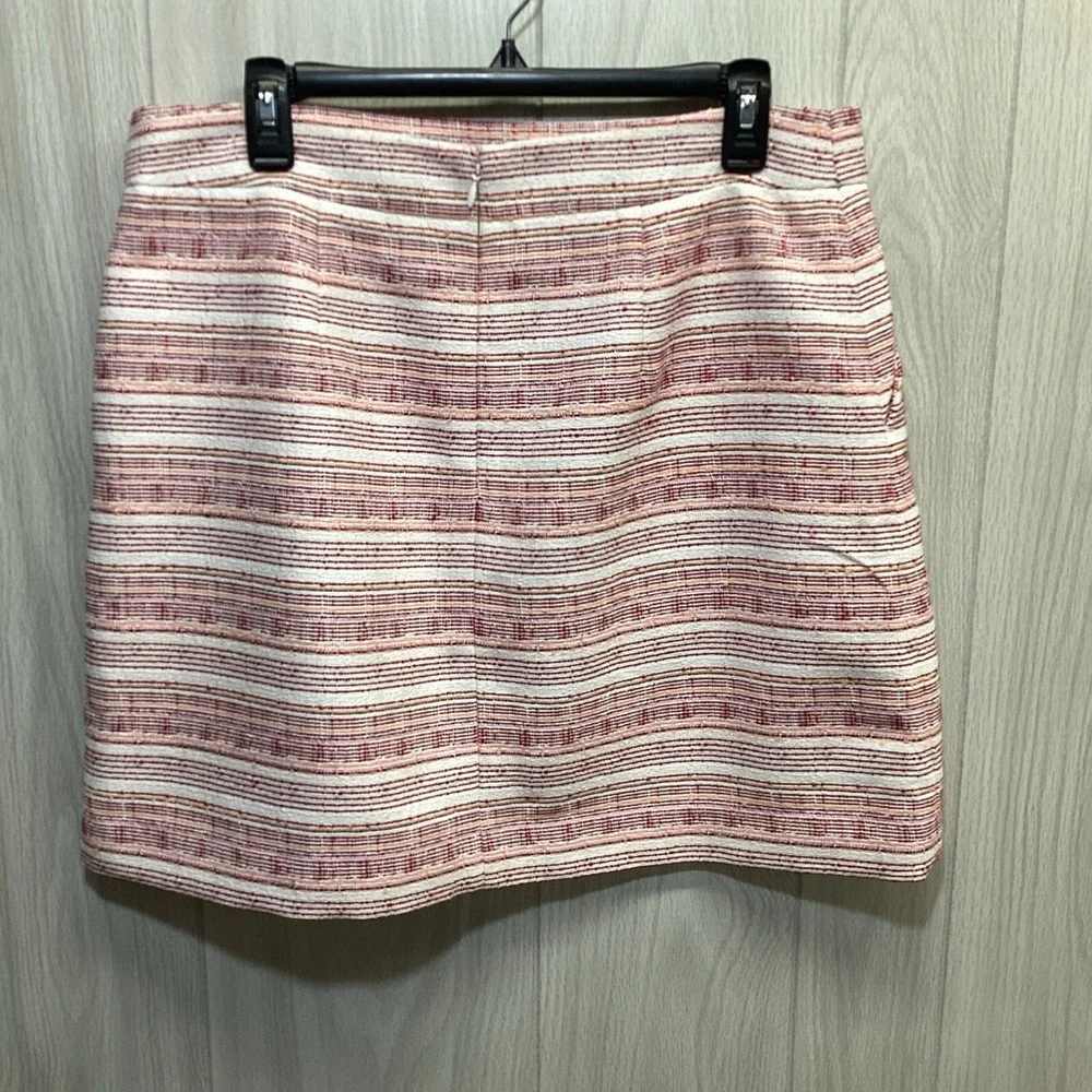 LOFT Women's‎ (Size 12) Textured Short Skirt Zip Back Pockets
